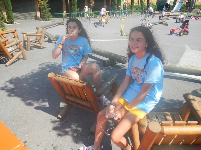 Village Camps International Summer Camp Leysin, Switzerland 2026-08-15 https://www.villagecamps.com/journals_admin/images/681-10-yellows (11).jpg
